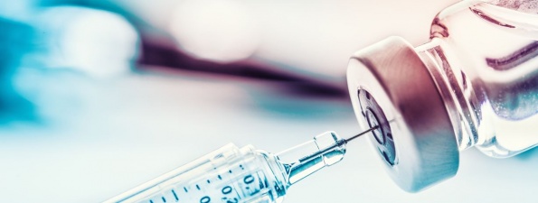 Il faut saisir l’opportunité de mener le débat sur la vaccination obligatoire en dehors de l’urgence (c) Adobe Stock
